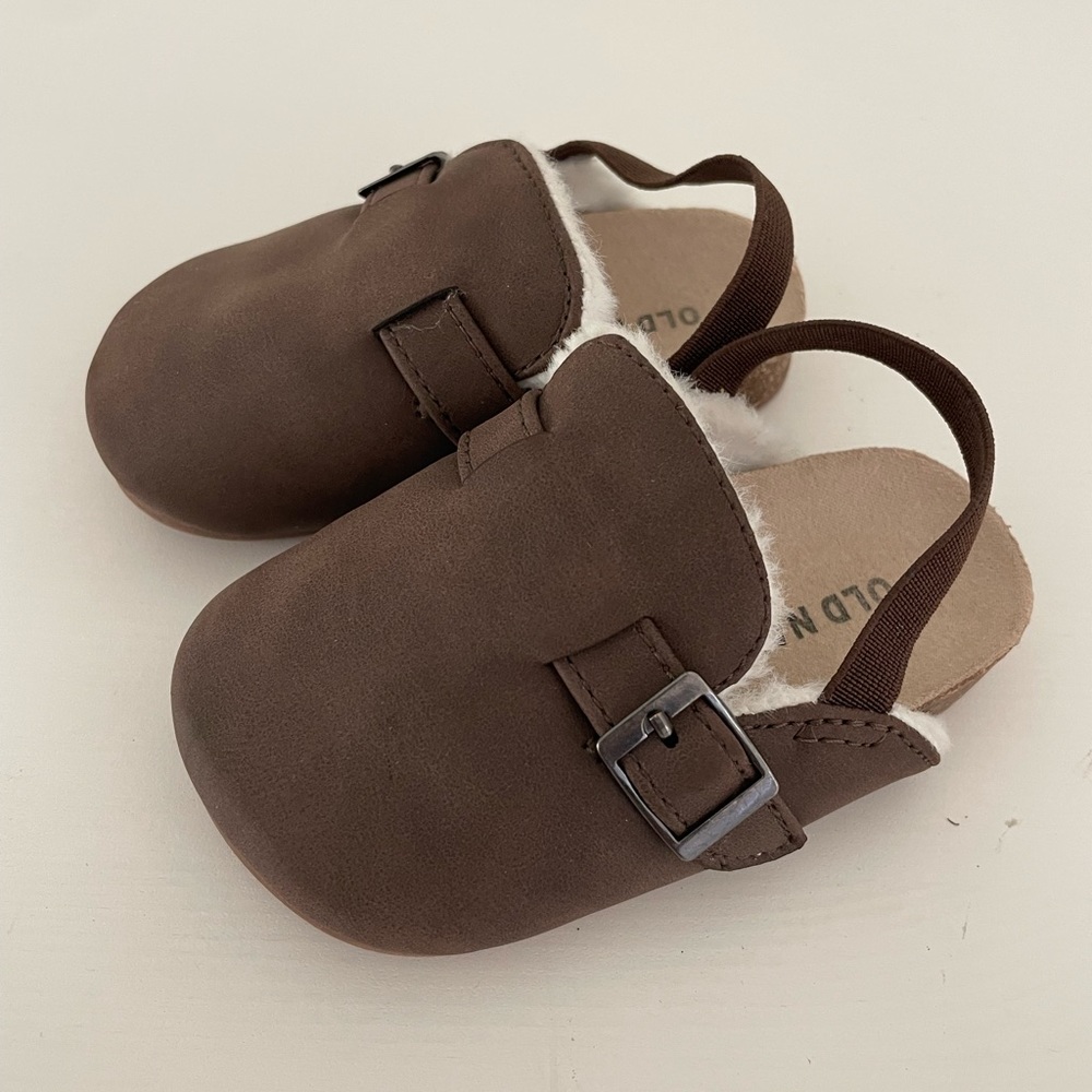 Old Navy Toddler Girl Faux-Fur Clogs Boston Style 12-18m Chocolate Brown